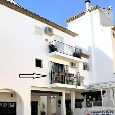 Beautiful Spanish In Apartman *